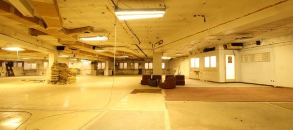 1660m² Commercial property in Barcelona, Spain No. 112487 3