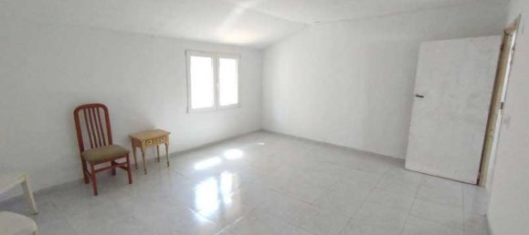 3 bedrooms House in Pina de Ebro, Spain No. 62015 17