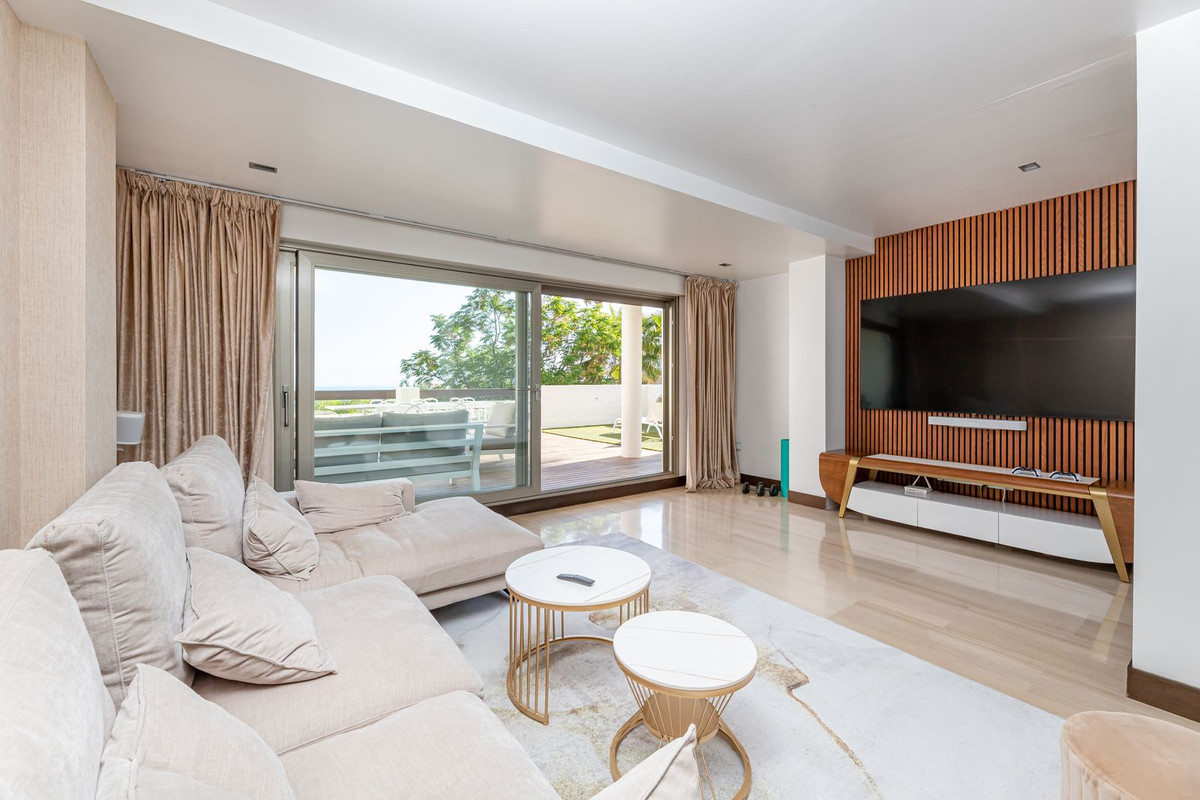 2 bedrooms Apartment in Los Arqueros, Spain No. 125961