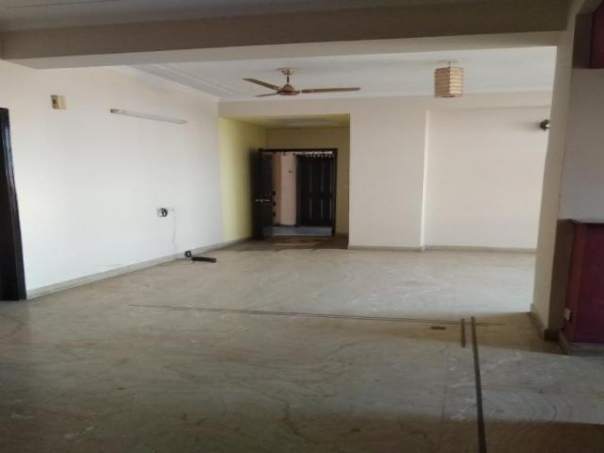 Casa T3 em Ghaziabad, India N.º 3447