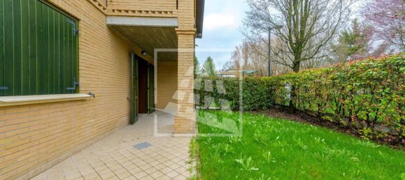 4 rooms House in Reggio Emilia, Italy No. 127920 112