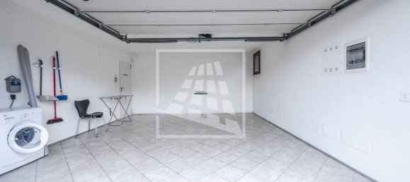 4 rooms House in Reggio Emilia, Italy No. 127920 140