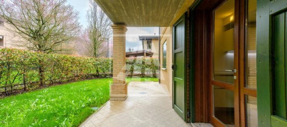 4 rooms House in Reggio Emilia, Italy No. 127920 101