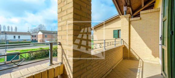 4 rooms House in Reggio Emilia, Italy No. 127920 79