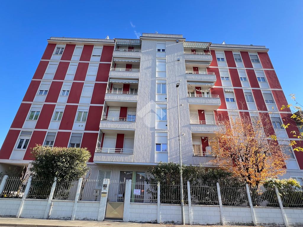 2 Schlafzimmer Wohnung in Novate Milanese, Italy, Nr. 60750