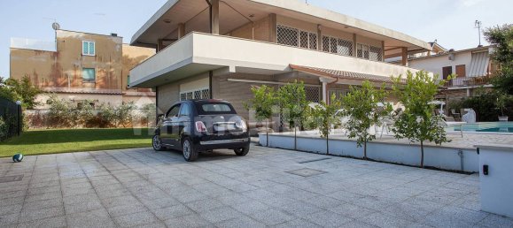 Вилла с 6 спальнями в Фьюмичино, Италия № 350418 6