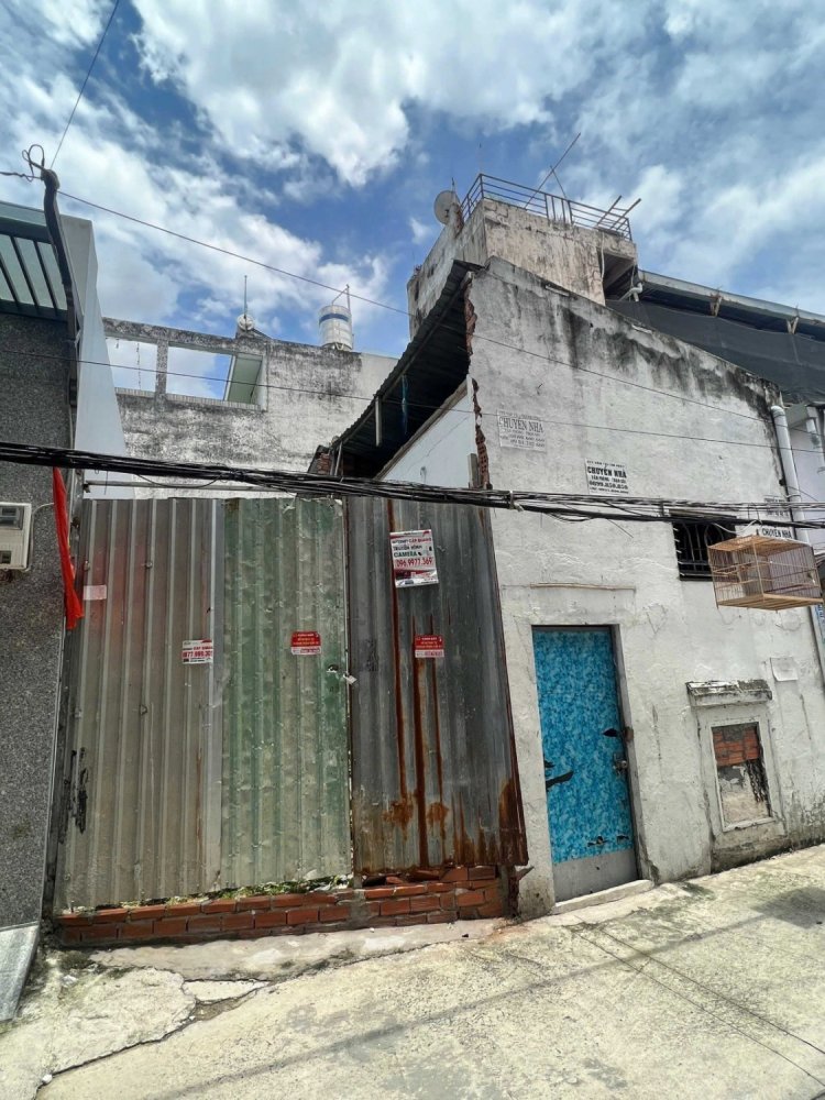 62m² Land in District 7, Vietnam No. 19955