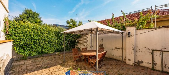 3 bedrooms Apartment in Moncalieri, Italy No. 374910 3