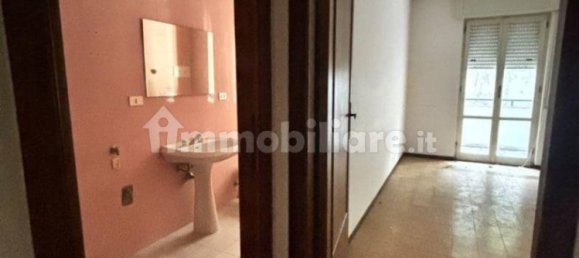 3 Schlafzimmer Wohnung in Pescara, Italy, Nr. 81688 13