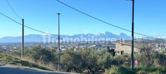 3 Schlafzimmer Wohnung in Pescara, Italy, Nr. 81688 19