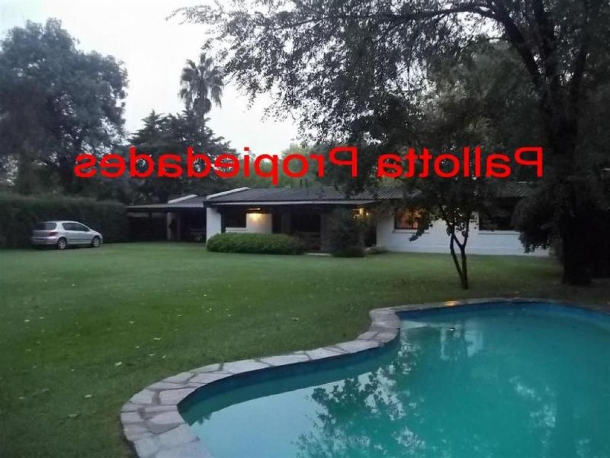 3 bedrooms House in Escobar, Argentina No. 5283