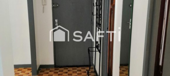 1 bedroom Apartment in Saint-Quentin, France No. 233439 12