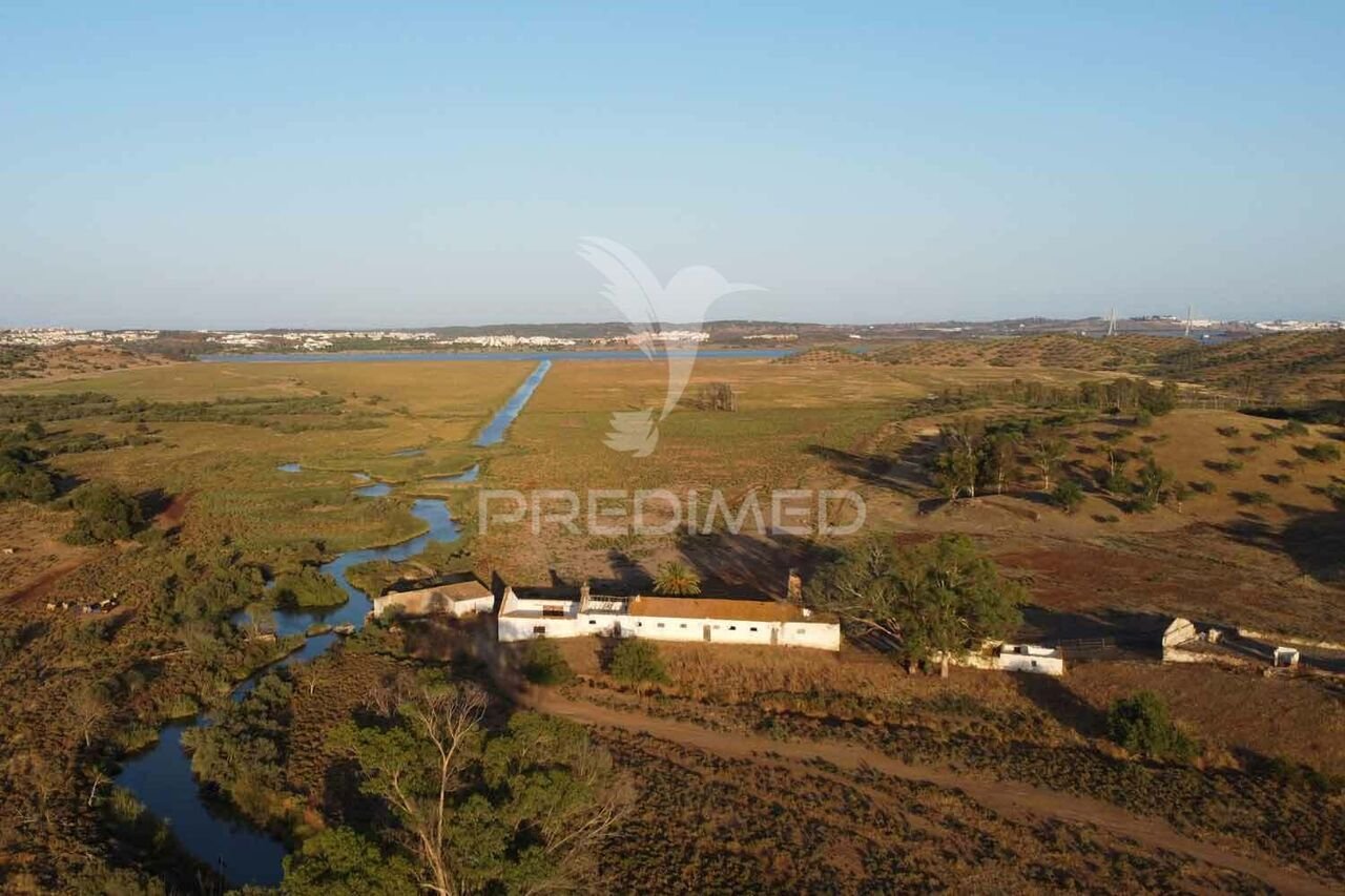 9 bedrooms Land in Azinhal, Portugal No. 135546