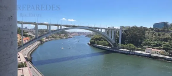 3 bedrooms Apartment in Porto, Portugal No. 107955 37