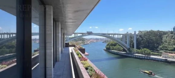 3 bedrooms Apartment in Porto, Portugal No. 107955 24
