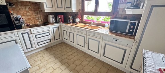 3 bedrooms House in Blois, France No. 64694 4