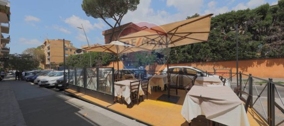 5غرفة عقار تجاري في Rome, Italy رقم 258576 33