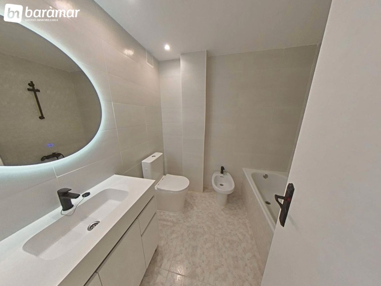 Apartamento T3 em El Vendrell, Spain N.º 173141