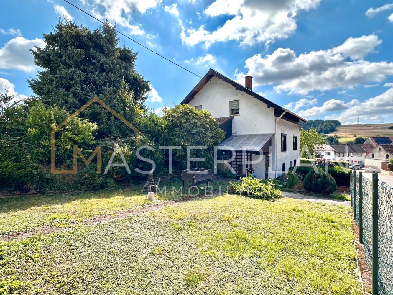 Дом с 4 спальнями в Зарлуи, Германия № 230753