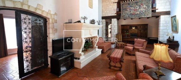 Villa de 9 dormitorios en Bonifacio, France No. 263959 8