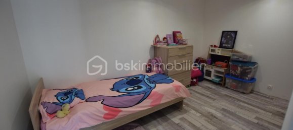 4 Schlafzimmer Haus in Coulommiers, France, Nr. 286024 9