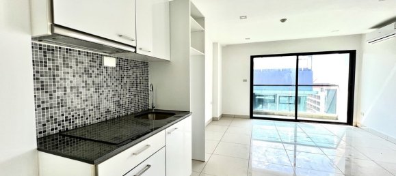 2 bedrooms Apartment in Pattaya, Thailand No. 11207 2