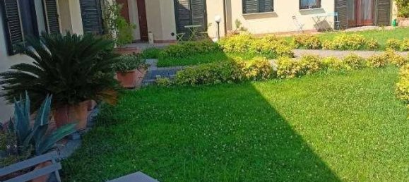 6 bedrooms Apartment in Varano Borghi, Italy No. 283505 5