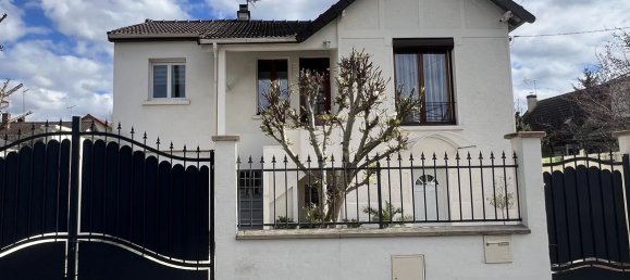 Casa de 2 dormitorios en Aulnay-sous-Bois, France No. 164301 2