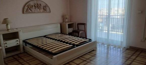 5 bedrooms Apartment in Lentini, Italy No. 381693 7