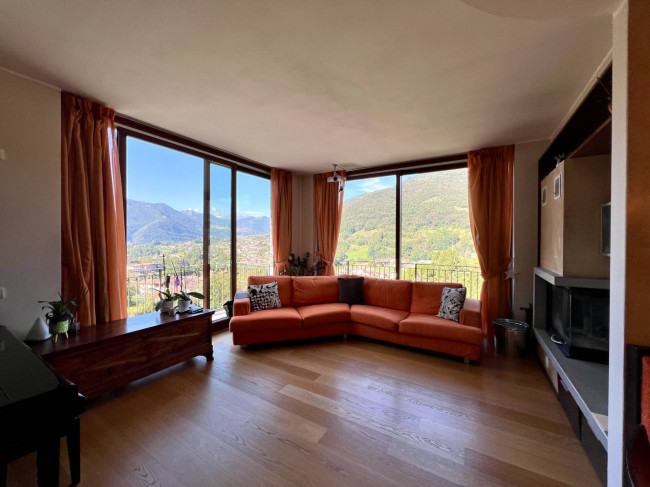 Apartamento de 2 dormitorios en Albino, Italy No. 360166