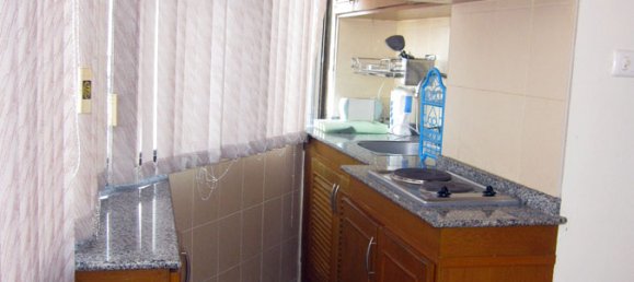 2 bedrooms Condo in Pattaya, Thailand No. 1355 3