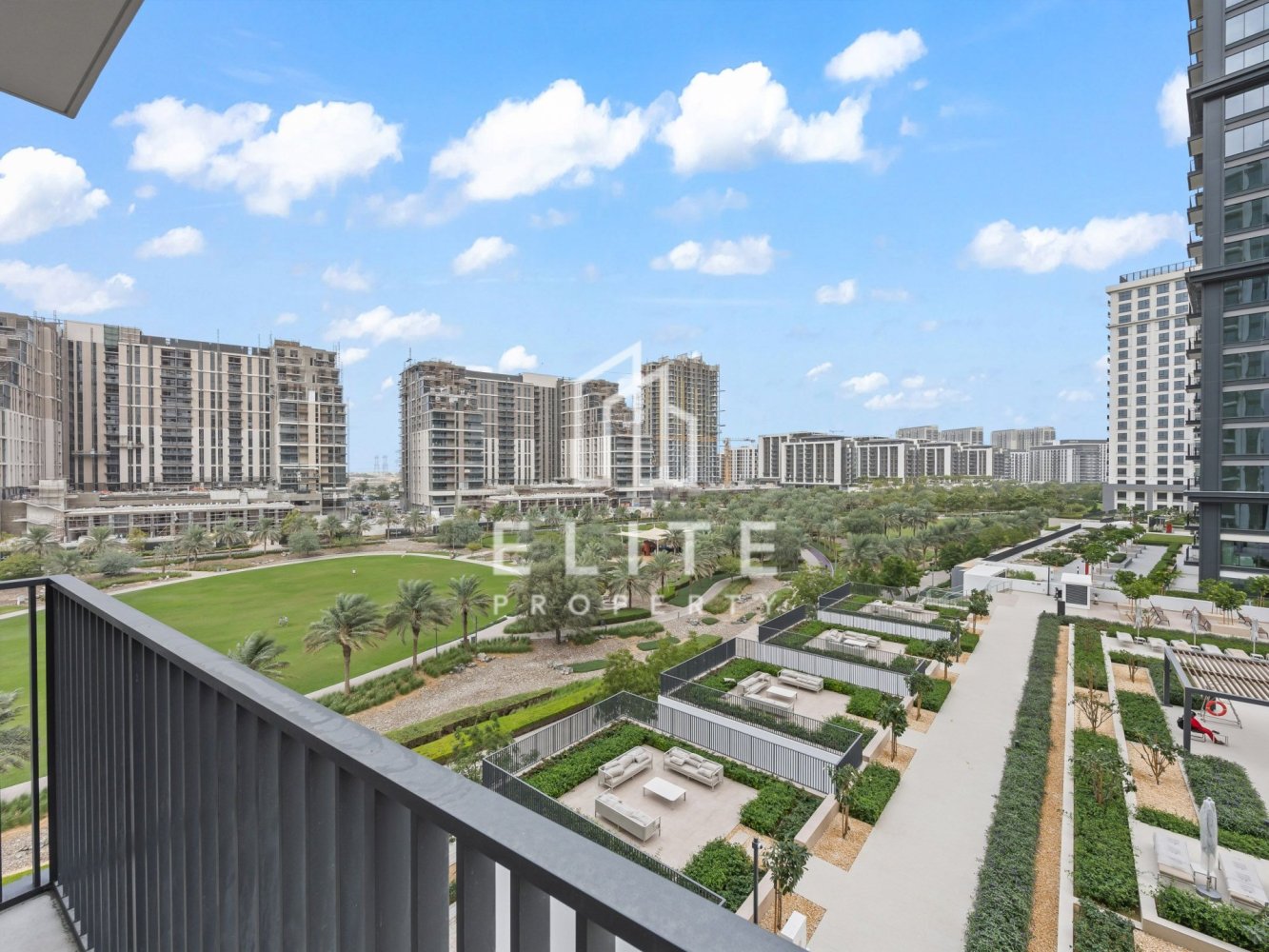 Apartamento T2 em Dubai, UAE N.º 113099