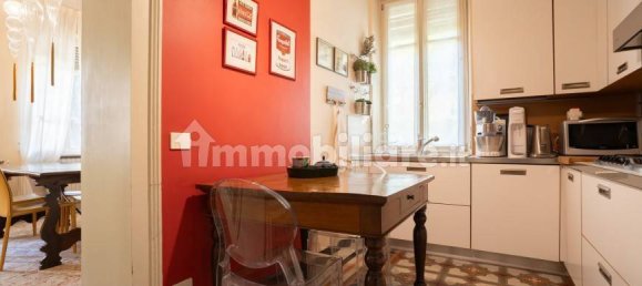 4 bedrooms Apartment in Verona, Italy No. 263099 11
