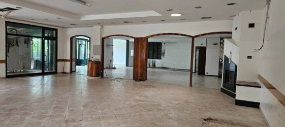 5 rooms Commercial property in Valsamoggia, Italy No. 283636 16