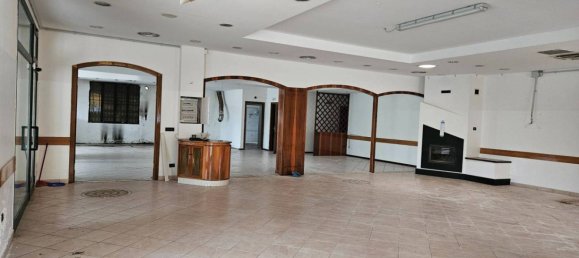 5 rooms Commercial property in Valsamoggia, Italy No. 283636 8