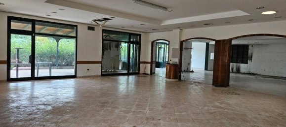 5 rooms Commercial property in Valsamoggia, Italy No. 283636 14