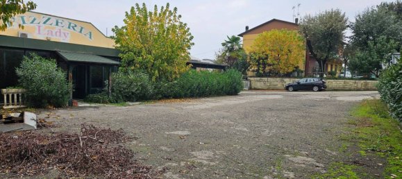 5 rooms Commercial property in Valsamoggia, Italy No. 283636 3