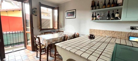 3 bedrooms House in Sandigliano, Italy No. 355614 4