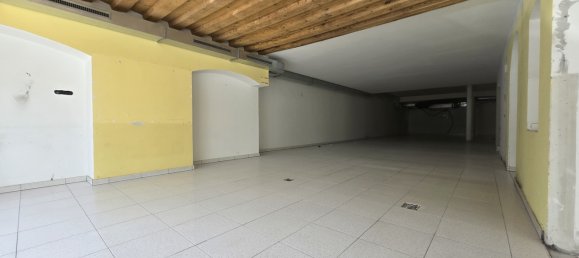 351m² Commercial property in Axams, Austria No. 255206 9