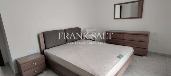 2 bedrooms Penthouse in Saint Paul's Bay, Malta No. 10799 4