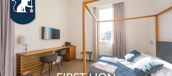 Дом с 14 комнатами в Лечче, Италия № 32374 28