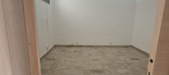 Apartamento de 6 dormitorios en Taranto, Italy No. 349617 28