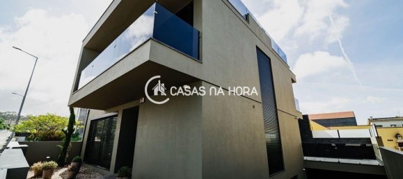 3 غرف نوم فيلا في Madalena, Portugal رقم 16940 16