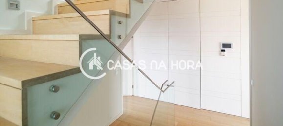 3 غرف نوم فيلا في Madalena, Portugal رقم 16940 6