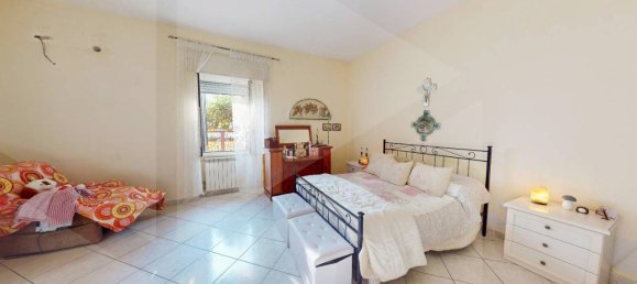 4 rooms Apartment in Casalnuovo di Napoli, Italy No. 20616 7