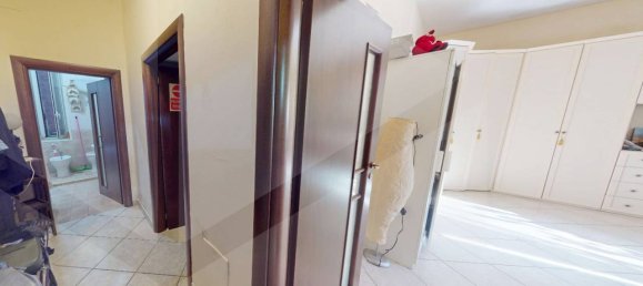 4 rooms Apartment in Casalnuovo di Napoli, Italy No. 20616 10