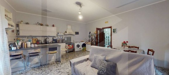 4 rooms Apartment in Casalnuovo di Napoli, Italy No. 20616 3