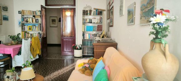 5 rooms Apartment in Genoa, Italy No. 147655 11
