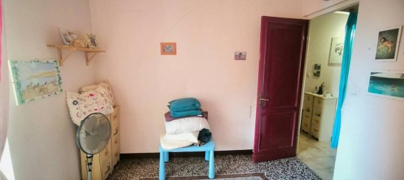 5 rooms Apartment in Genoa, Italy No. 147655 24
