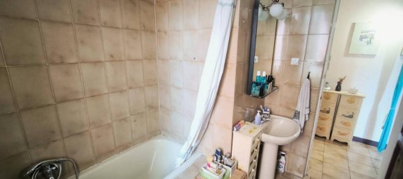 5 rooms Apartment in Genoa, Italy No. 147655 26